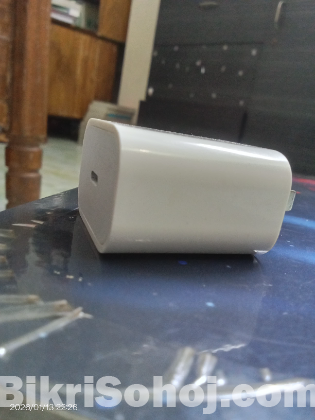 apple 20W charger type-C (original)